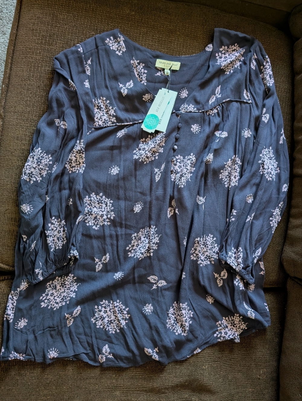 Skies Are Blue Navy Floral Button-Front Peasant Tunic